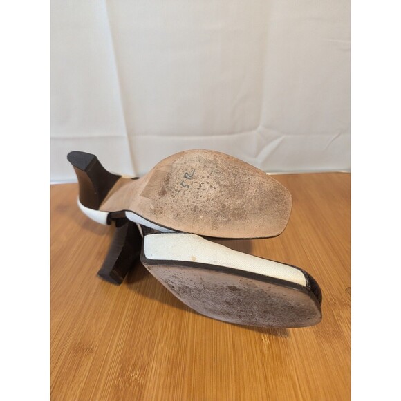 Y2K Kenneth Cole City Linen Heels SZ 9.5 Ivory Brown Leather Spectator [Y10] - Picture 8 of 9